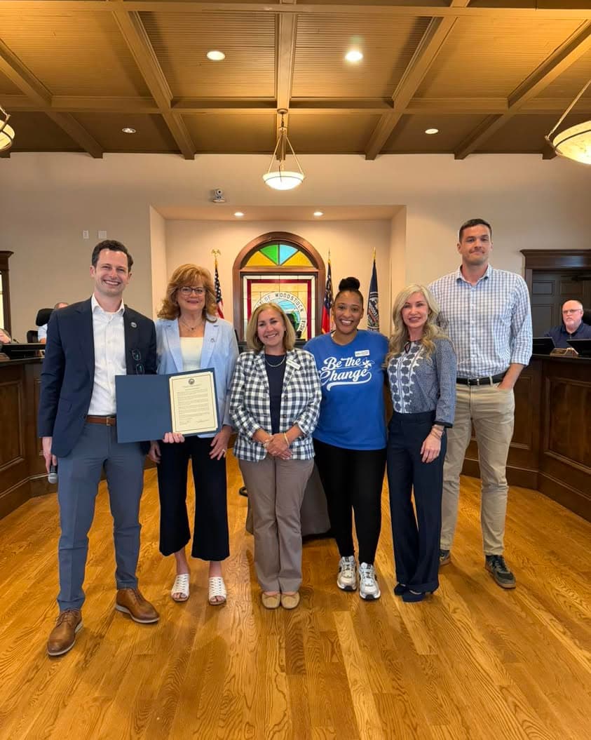 Woodstock Mayor Caldwell Recognizes Child Abuse Prevention, Safe Digging and Aphasia Awareness at City Council Meeting